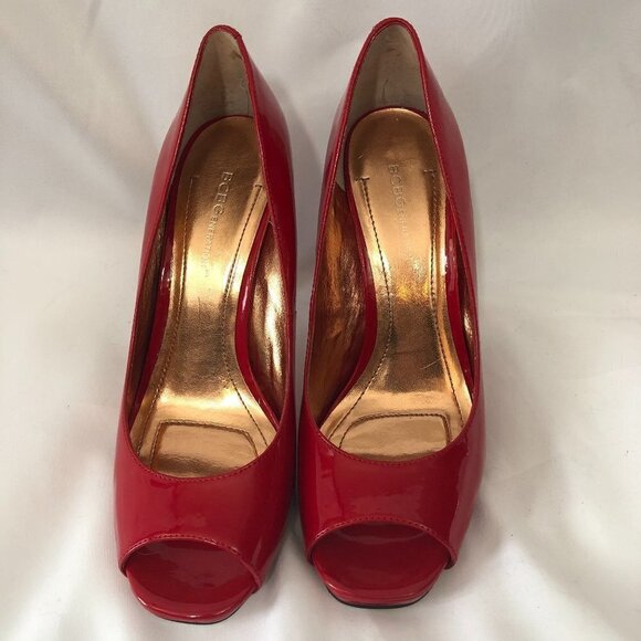 BCBGENERATION SHINY RED PEEP TOE HEELS SIZE 8B/38 - Picture 1 of 4